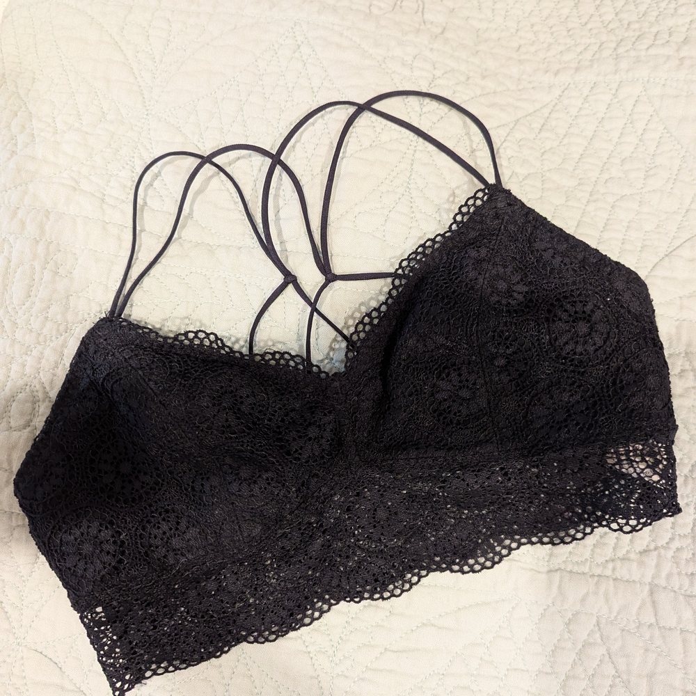 Hollister Black Lace Triangle Bralette | Sz XS